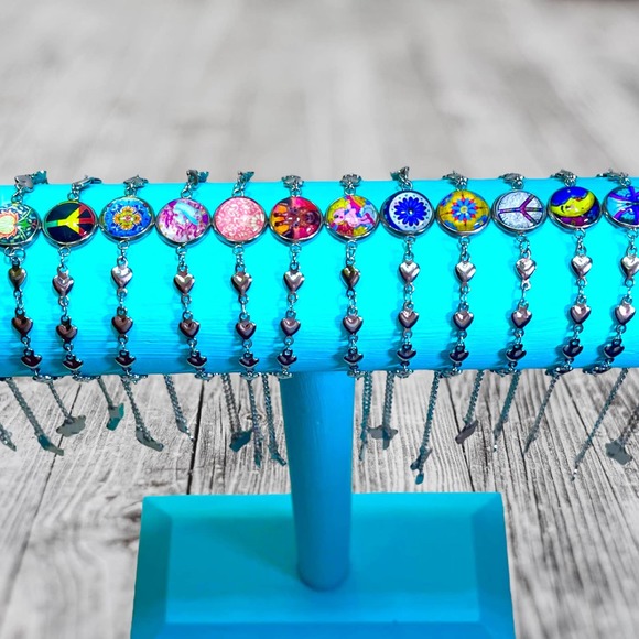 Rainbow Records Heart Slider Bracelet - Picture 7 of 8